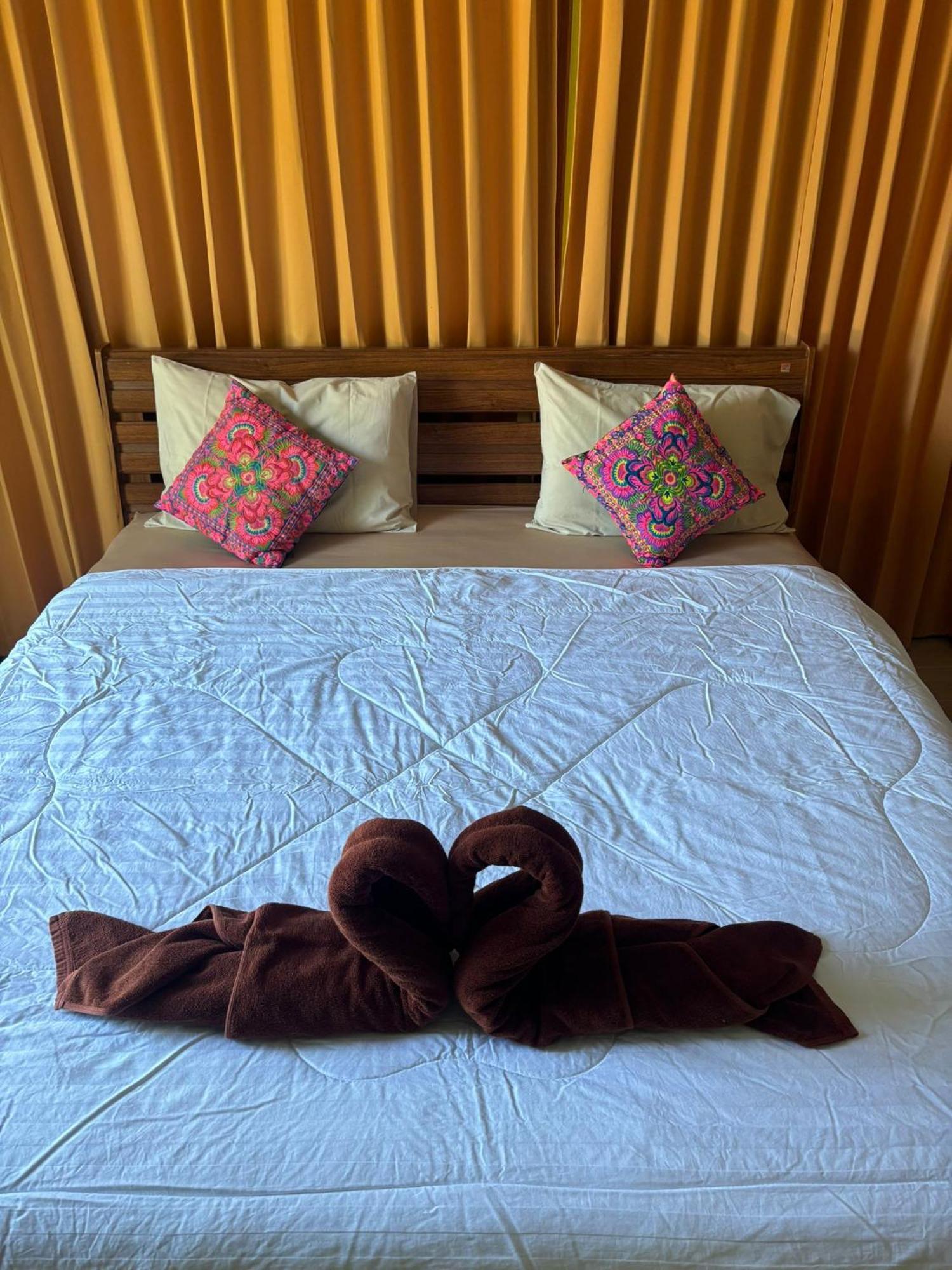 Tonmai Suites Ko Lanta Dış mekan fotoğraf
